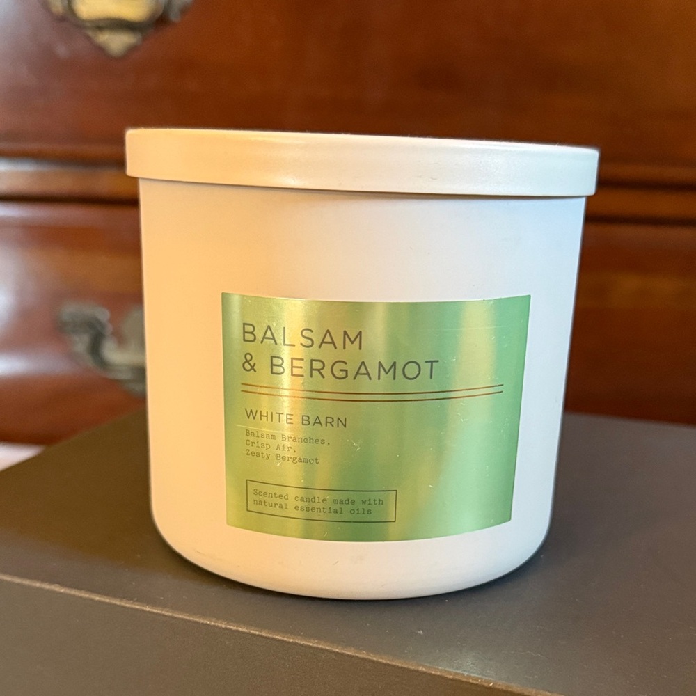 Bath & Body Works Balsam & Bergamot Candle - BRAND NEW
